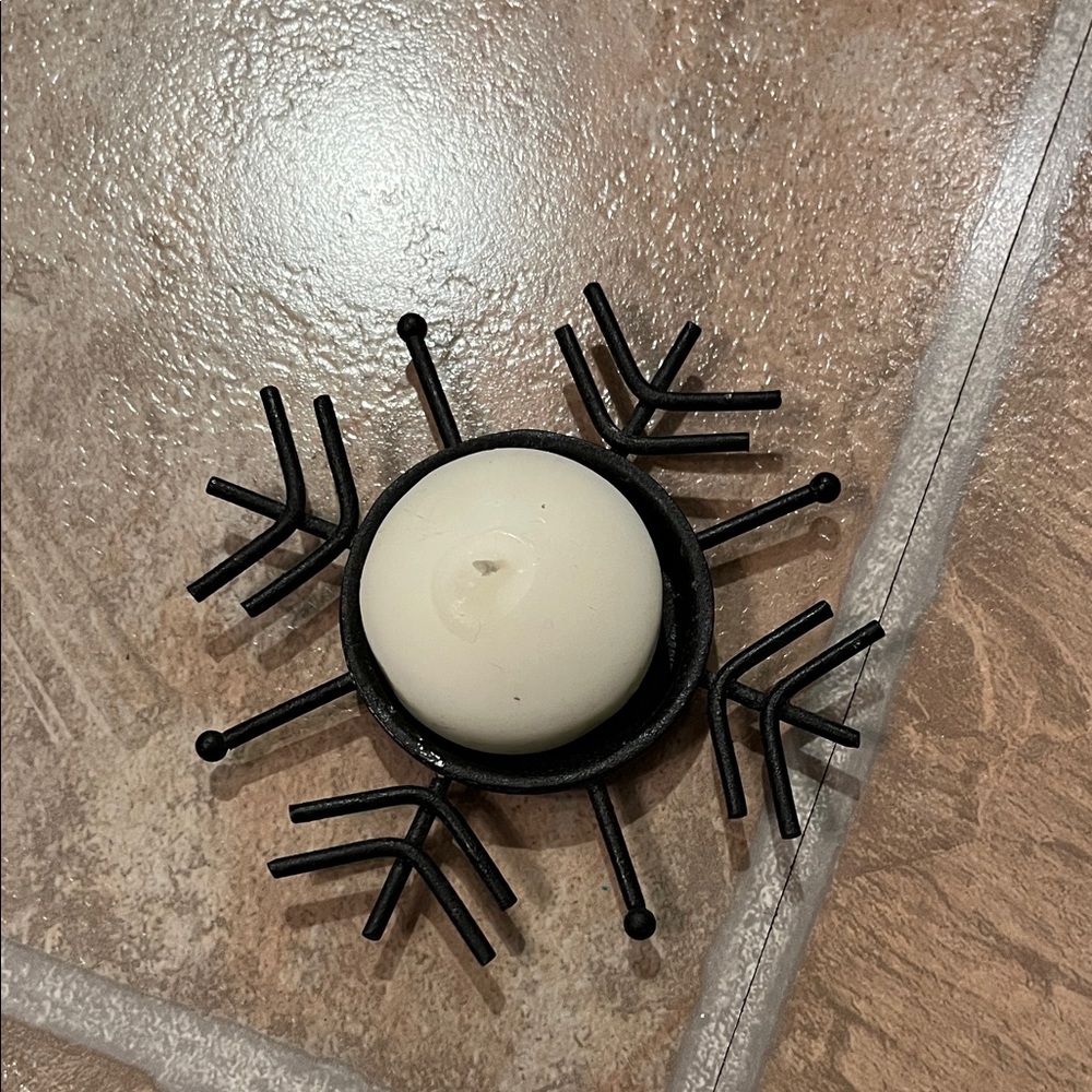 Black Metal Snowflake Candle Holder & Candle